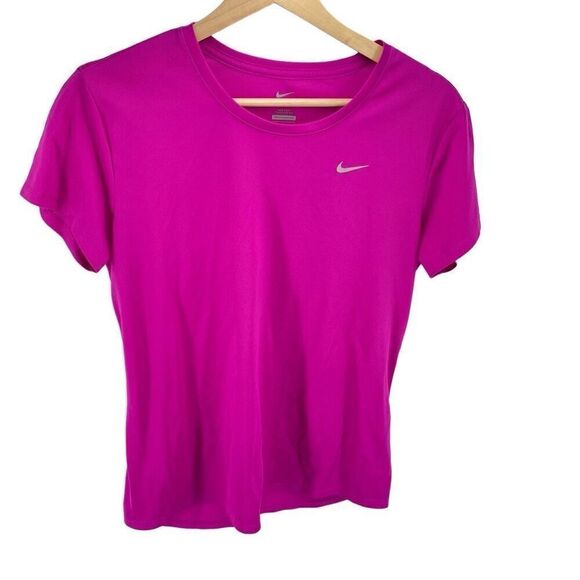 Nike Women's T-Shirt Dri-Fit Crew Neck Short Sleeve Magenta Pink Size Medium - Picture 1 of 10
